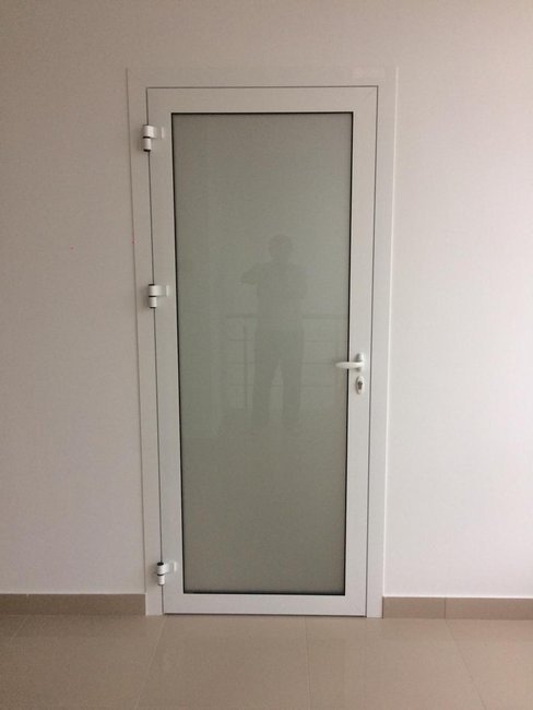 Алюминиевая дверь П 45
